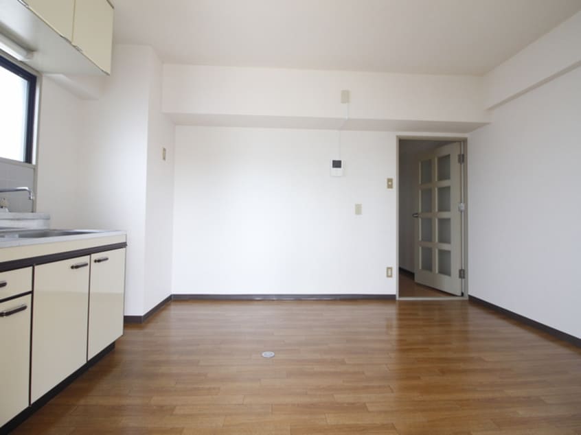 内観写真 LOE高畑