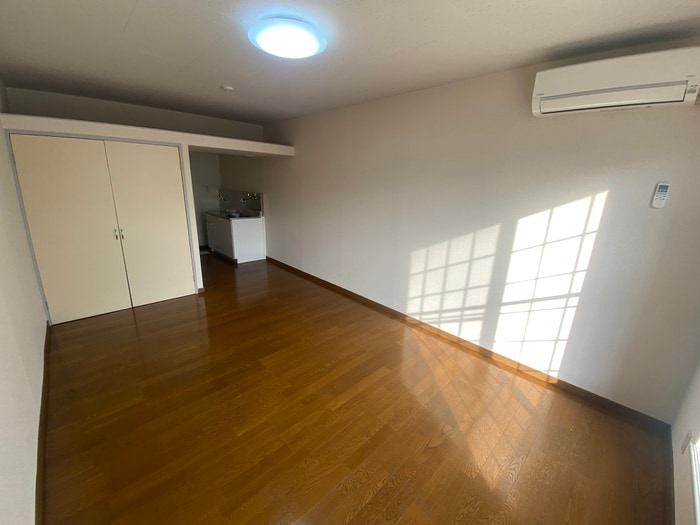 居室 ア－バンムラセ