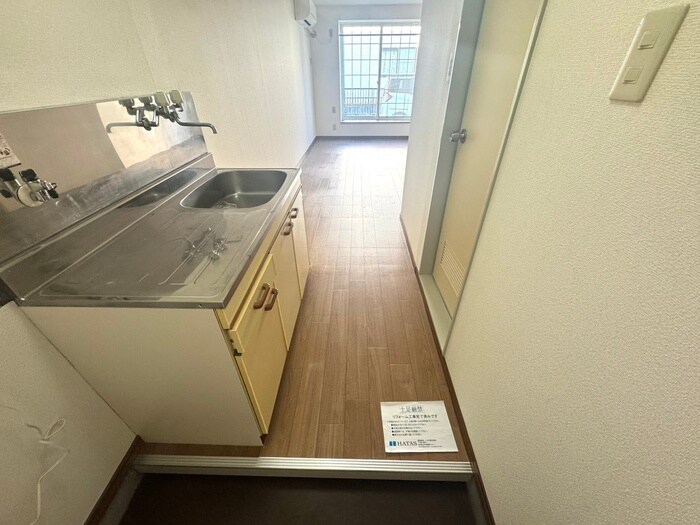 廊下 ア－バンムラセ