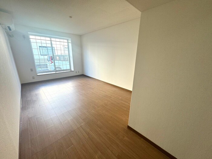 居室 ア－バンムラセ