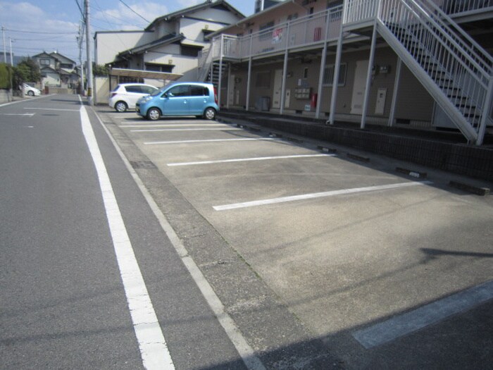 駐車場 ハイツアルビオン