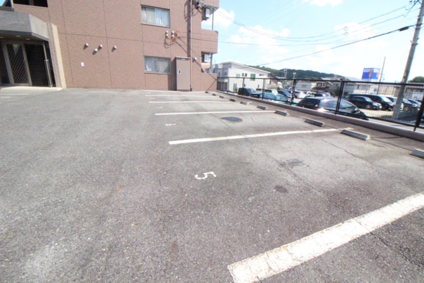 駐車場 ベル･ステージ竹の山　1