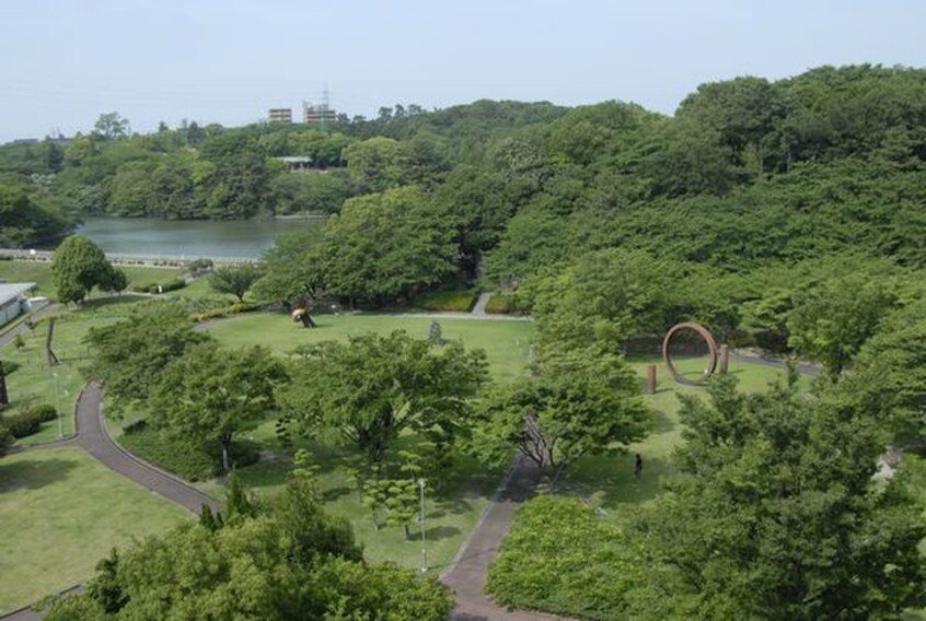 大池公園(公園)まで350m メゾン・ド・グランドゥール