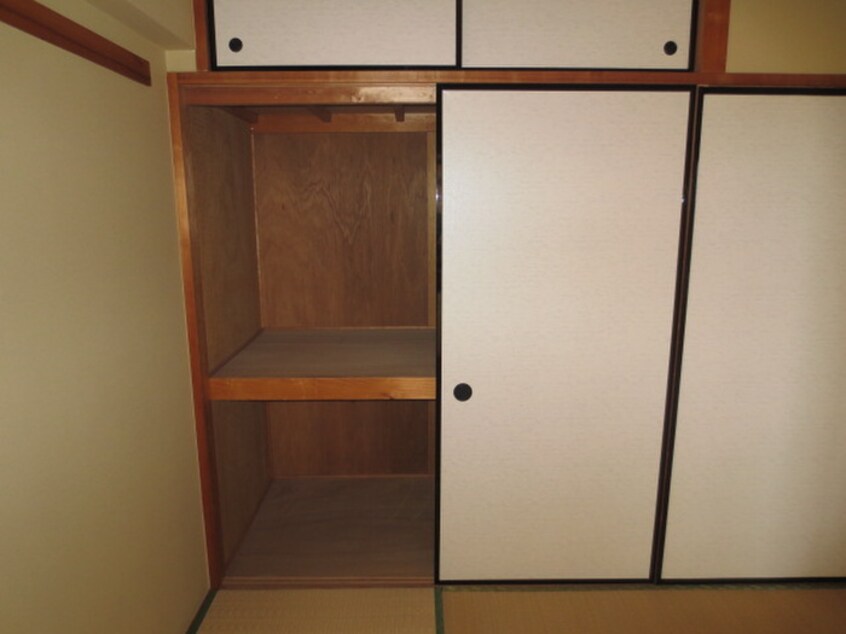 収納 サンヨウハイネス