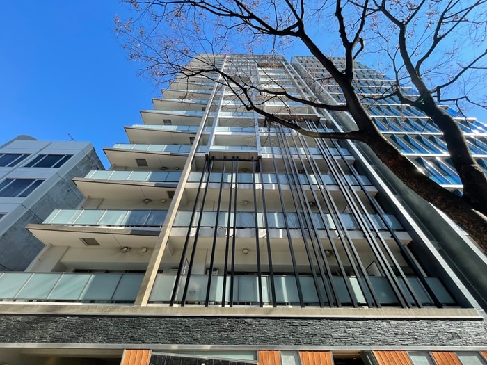 外観写真 FIRST　RESIDENCE　SAKAE