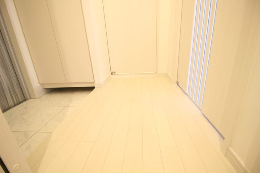 廊下 FIRST　RESIDENCE　SAKAE