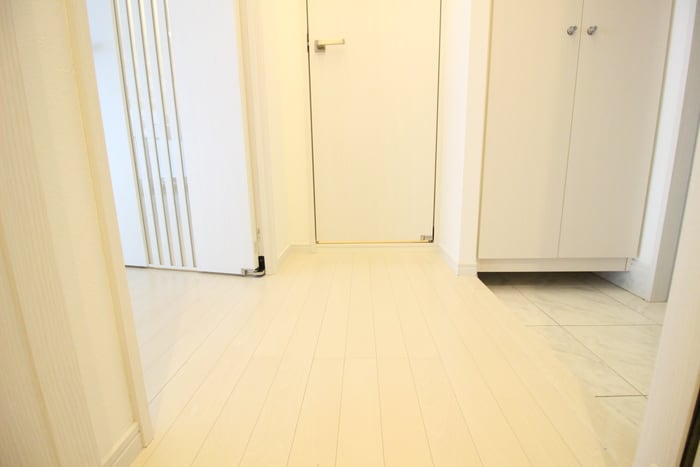 廊下 FIRST　RESIDENCE　SAKAE