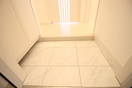 玄関 FIRST　RESIDENCE　SAKAE