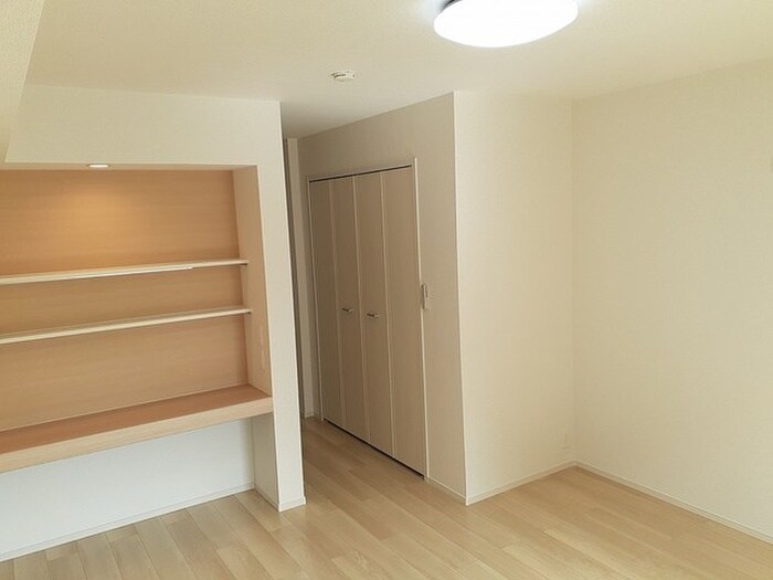 居室 アルカンシェルⅡ