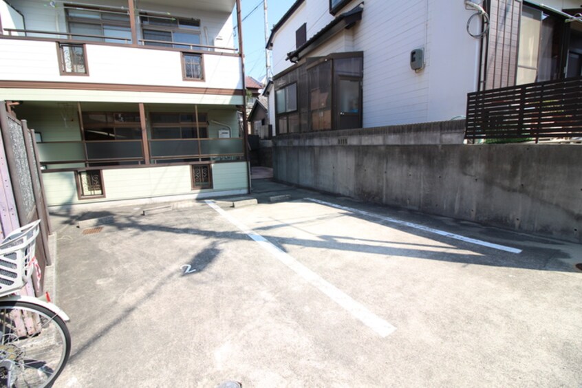 駐車場 ヒルズロイヤル