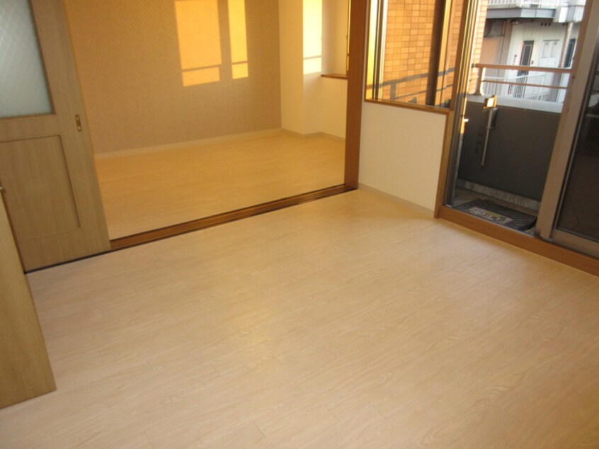 内観写真 フローラル千種