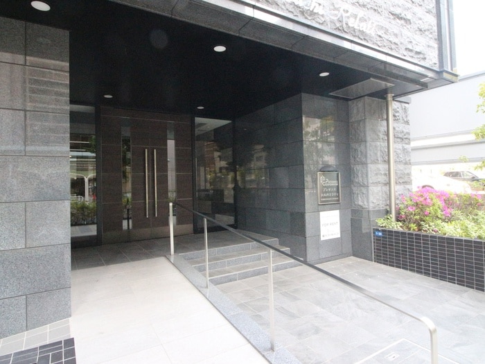 外観写真 ﾌﾟﾚｻﾝｽ丸の内ﾘﾗﾃｨ(801)