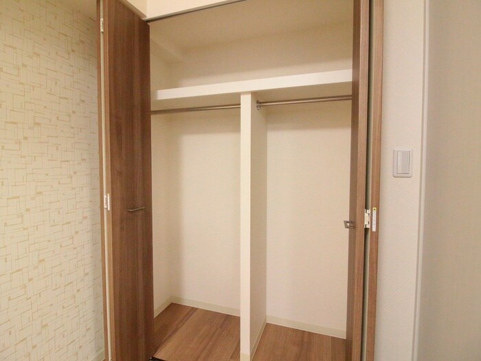 収納 ﾌﾟﾚｻﾝｽ丸の内ﾘﾗﾃｨ(801)