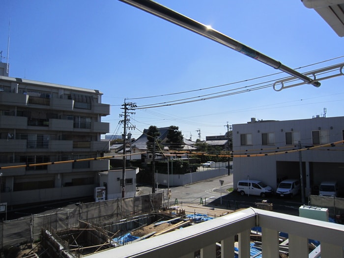 室内からの展望 村雲アパ－トメント