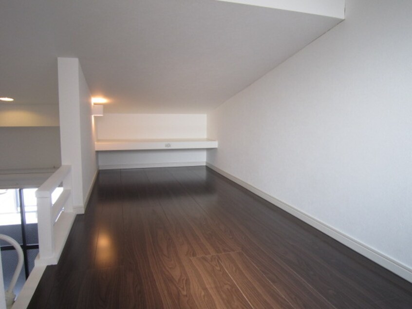 居室 エクシア道徳