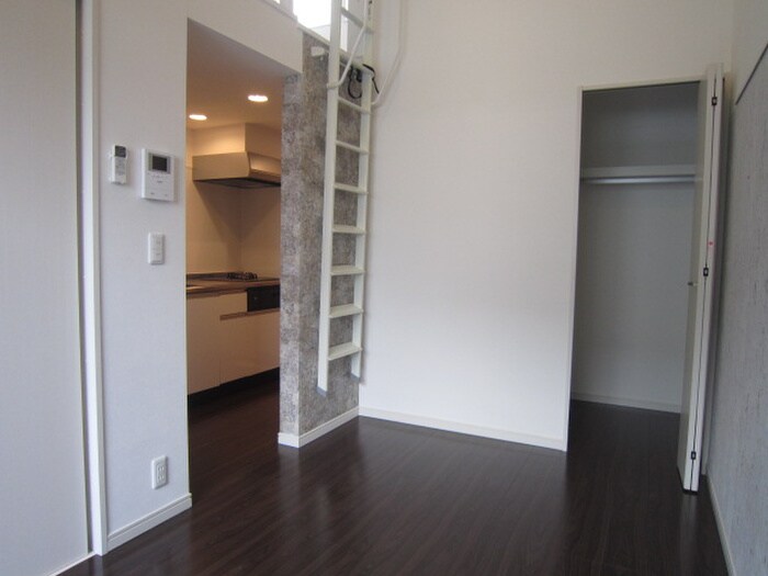 居室 エクシア道徳