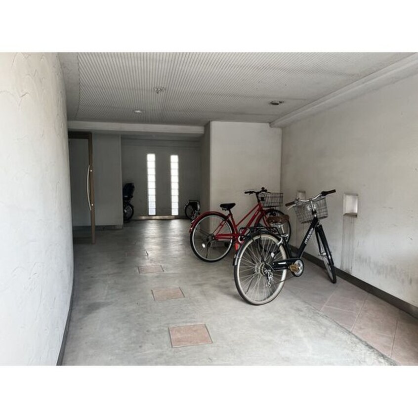 駐輪場 コンフォート高畑