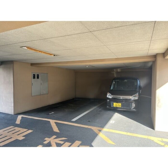 駐車場 コンフォート高畑