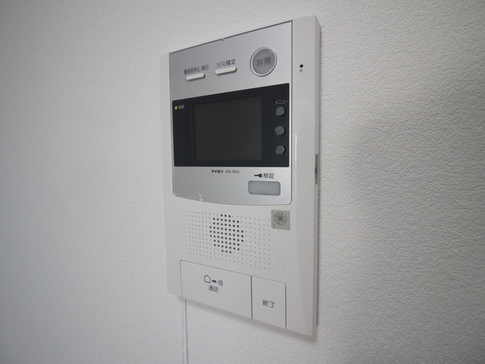 内観写真 モンテーニュ名駅