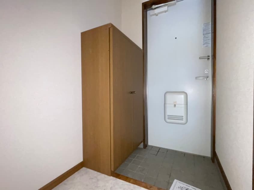 玄関 ハウスナカザワＦ棟