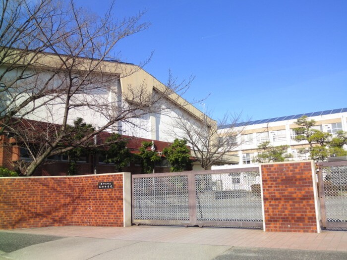 名古屋市立富田中学校(中学校/中等教育学校)まで380m 小泉ハウス