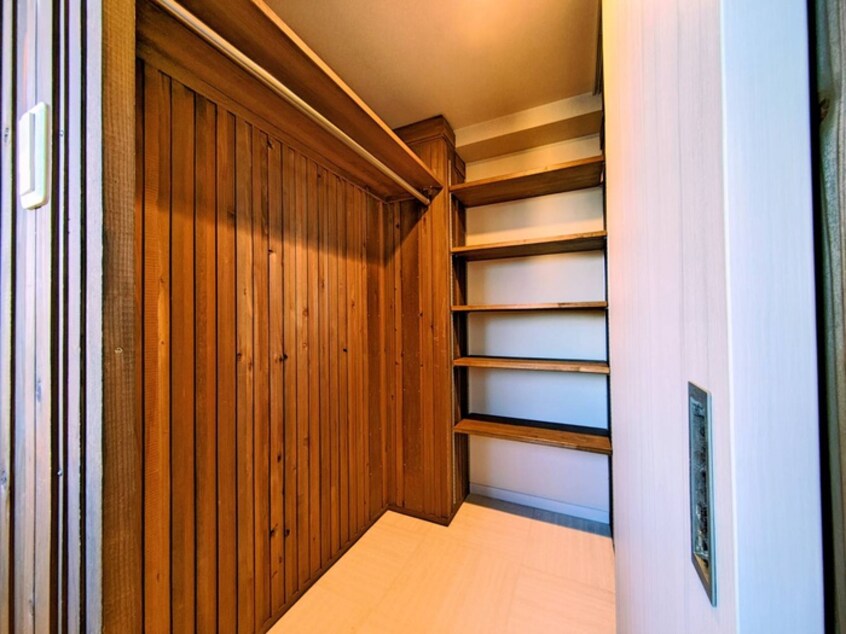 収納 SK BUILDING-501