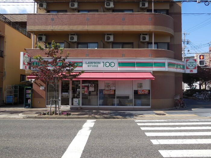 ローソンストア100仲田本通店(コンビニ)まで77m 鶴見ハイム