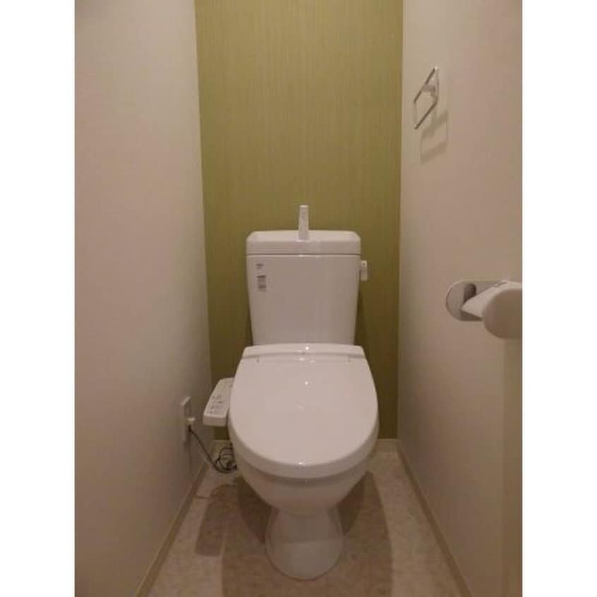 トイレ キューブ黄金