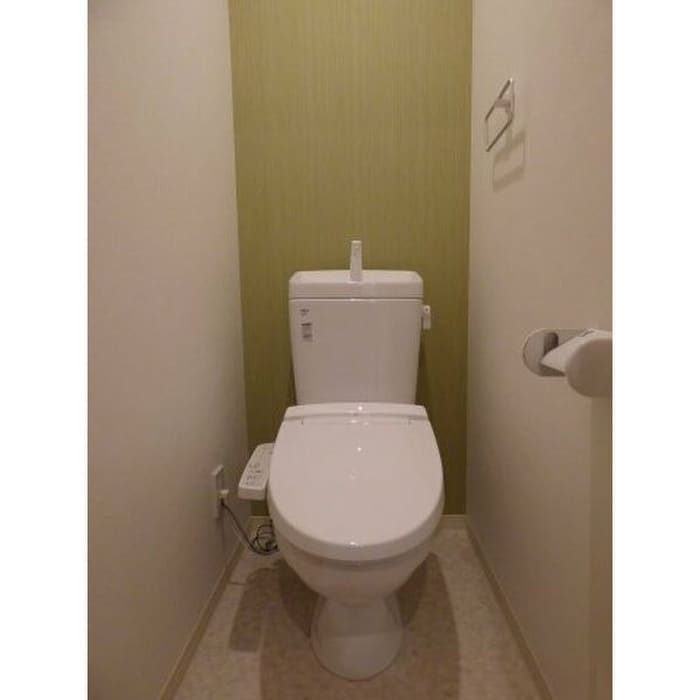 トイレ キューブ黄金