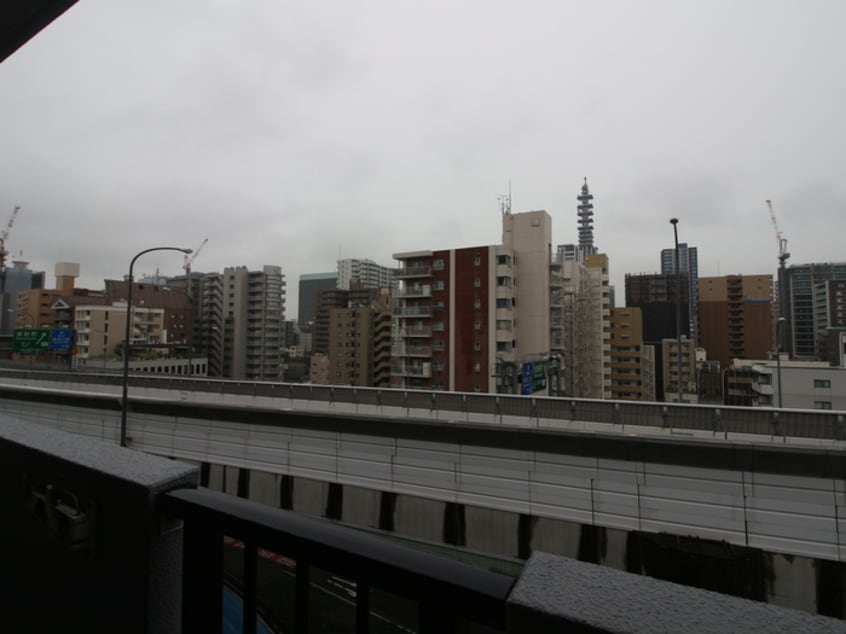 室内からの展望 クレスト泉