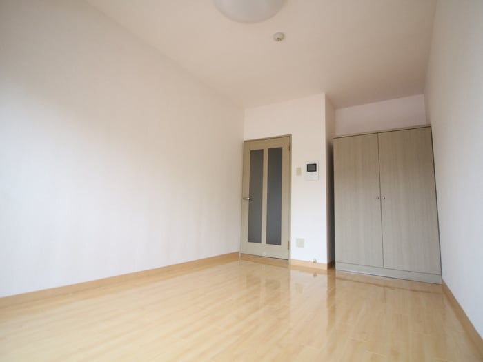 居室 クレスト泉