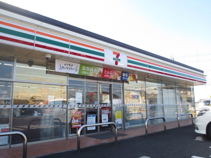 セブンイレブン(コンビニ)まで600m カ－サタカバⅡ