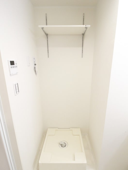 洗濯機置場 コム　ジュ　スイ