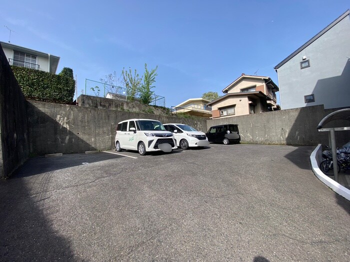 駐車場 ドウェル植園