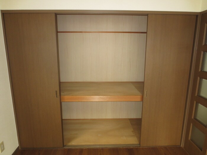 収納 丸の内小竹ビル