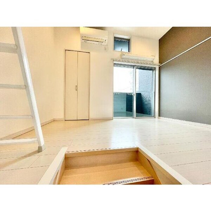 居室 フェニックス