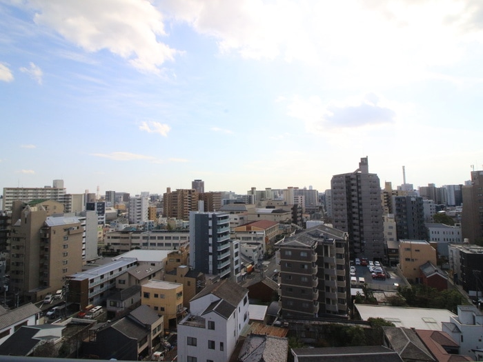 室内からの展望 ﾌﾟﾚｻﾝｽ新栄ﾕﾘｼｽ(1104)