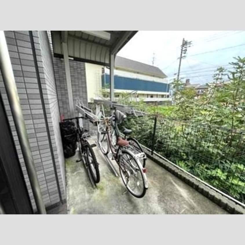 駐輪場 グランドパレス