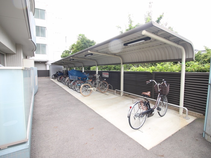 駐輪場 パラシオン西新