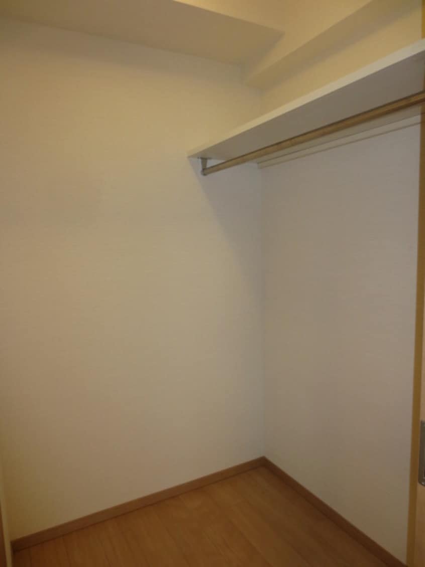 収納 パラシオン西新