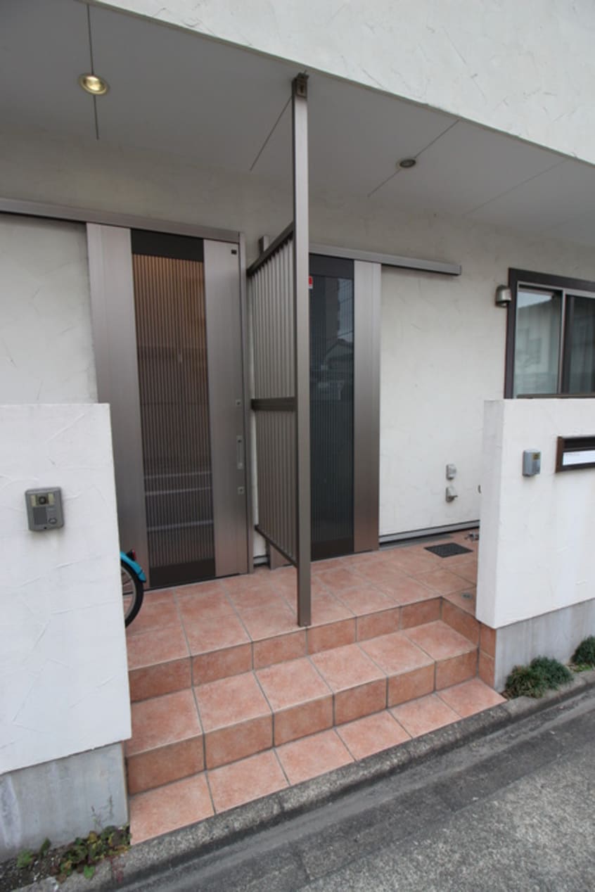 エントランス部分 サンパレッタ