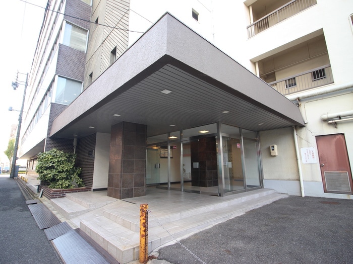 エントランス部分 共栄ビル