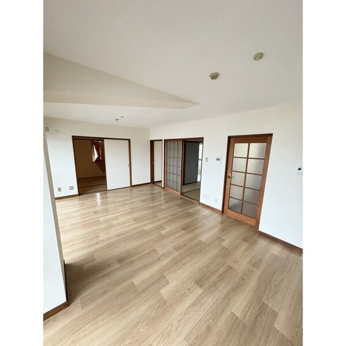 居室 サンストリート松降