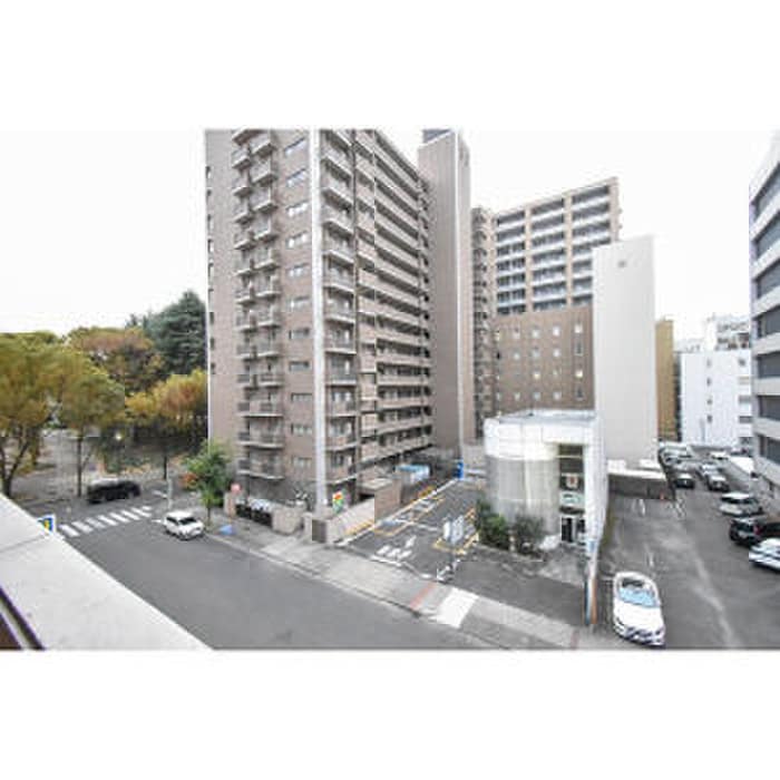 室内からの展望 Gramercy Shirakawa Koen