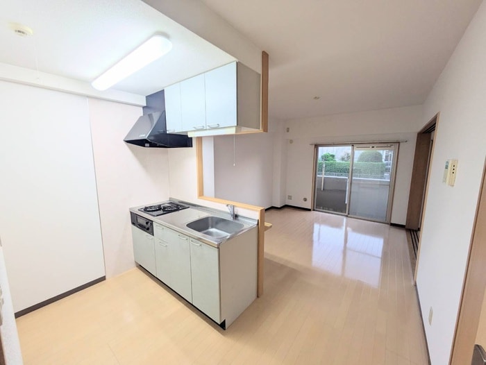 居室 エメラルドホーム