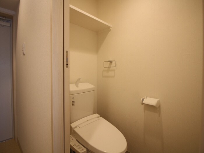 トイレ BERG IZUMI