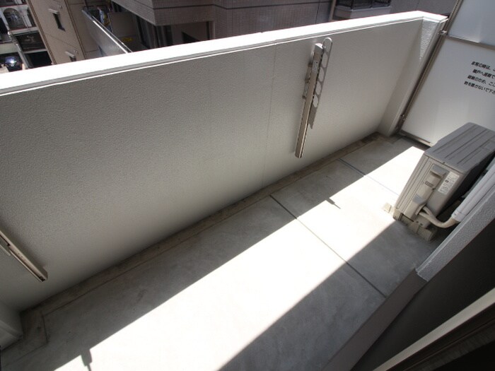 ベランダ・バルコニー BERG IZUMI