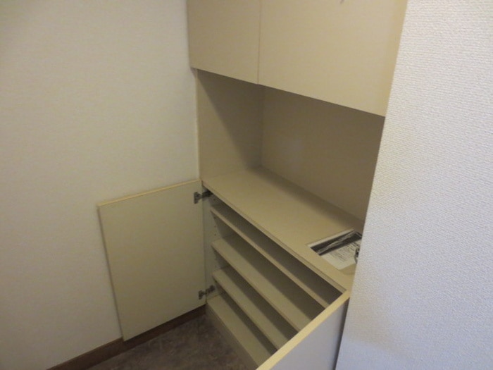 靴箱 ラフィネ新栄