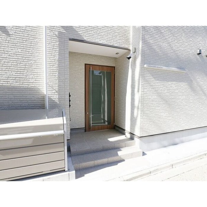 エントランス部分 REGALEST BRICKS