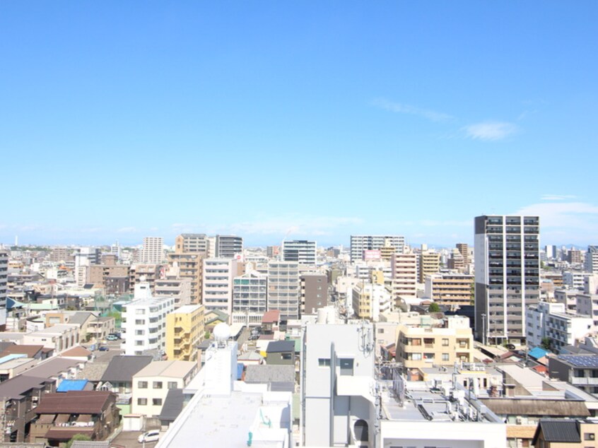玄関 ﾃﾞｨｱﾚｲｼｬｽ名古屋太閤通ＩＩＩ